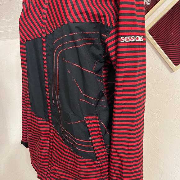 Sessions Snowboard Jacket - Picture 13 of 16